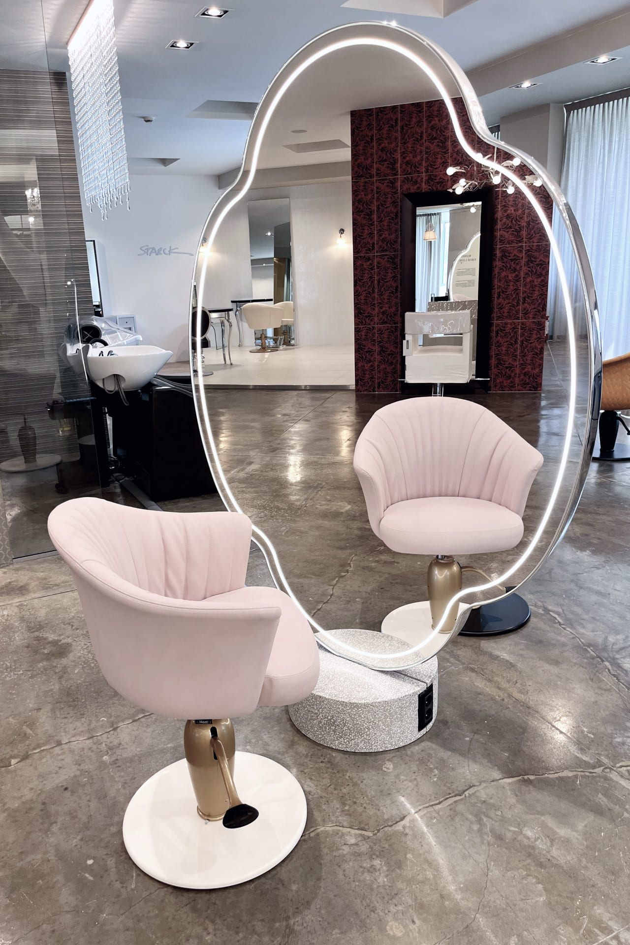 Парикмахерское кресло EUFEMIA SHELL — фото и характеристики Maletti