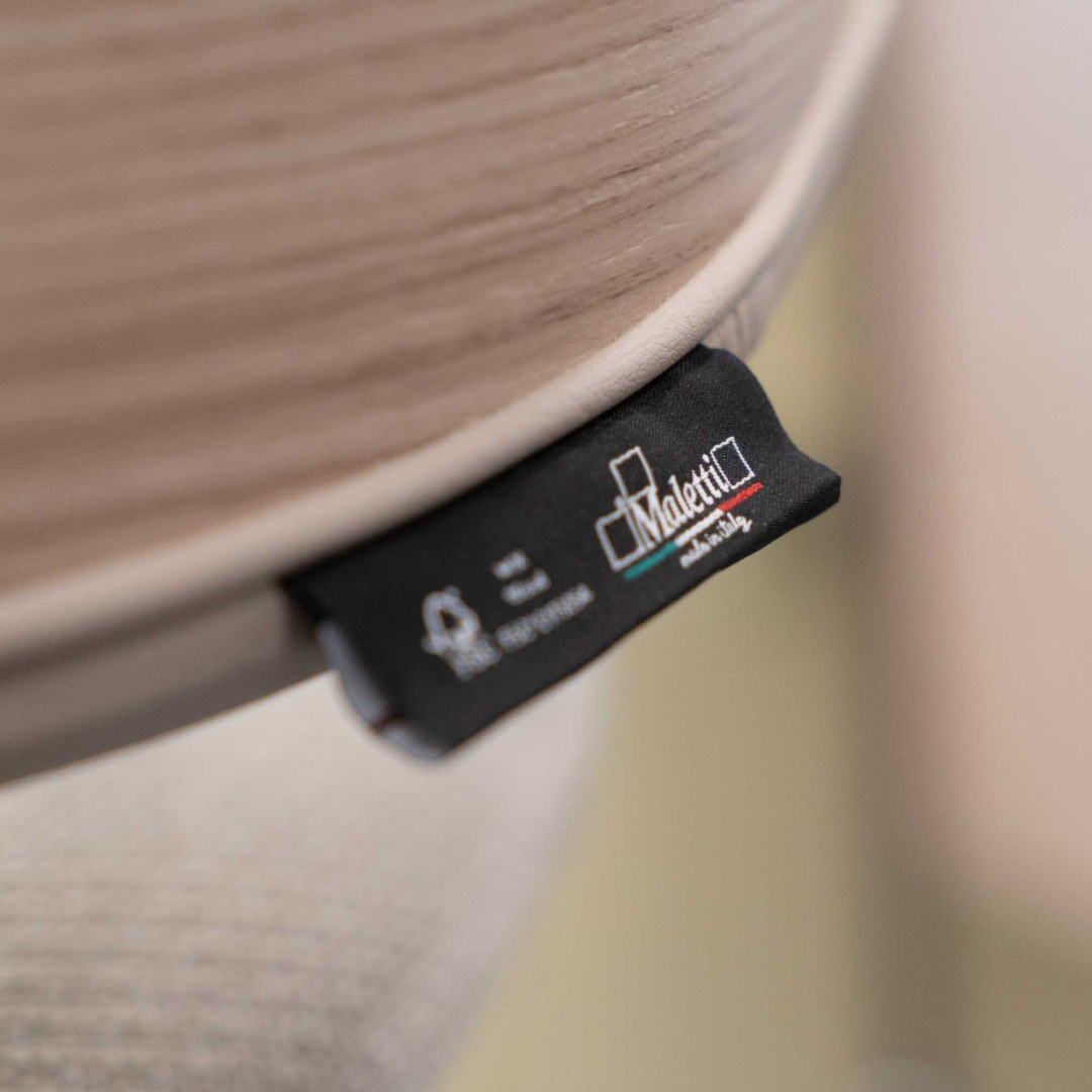 Парикмахерское кресло ECO GREEN HUG Bi Color — фото и характеристики Maletti