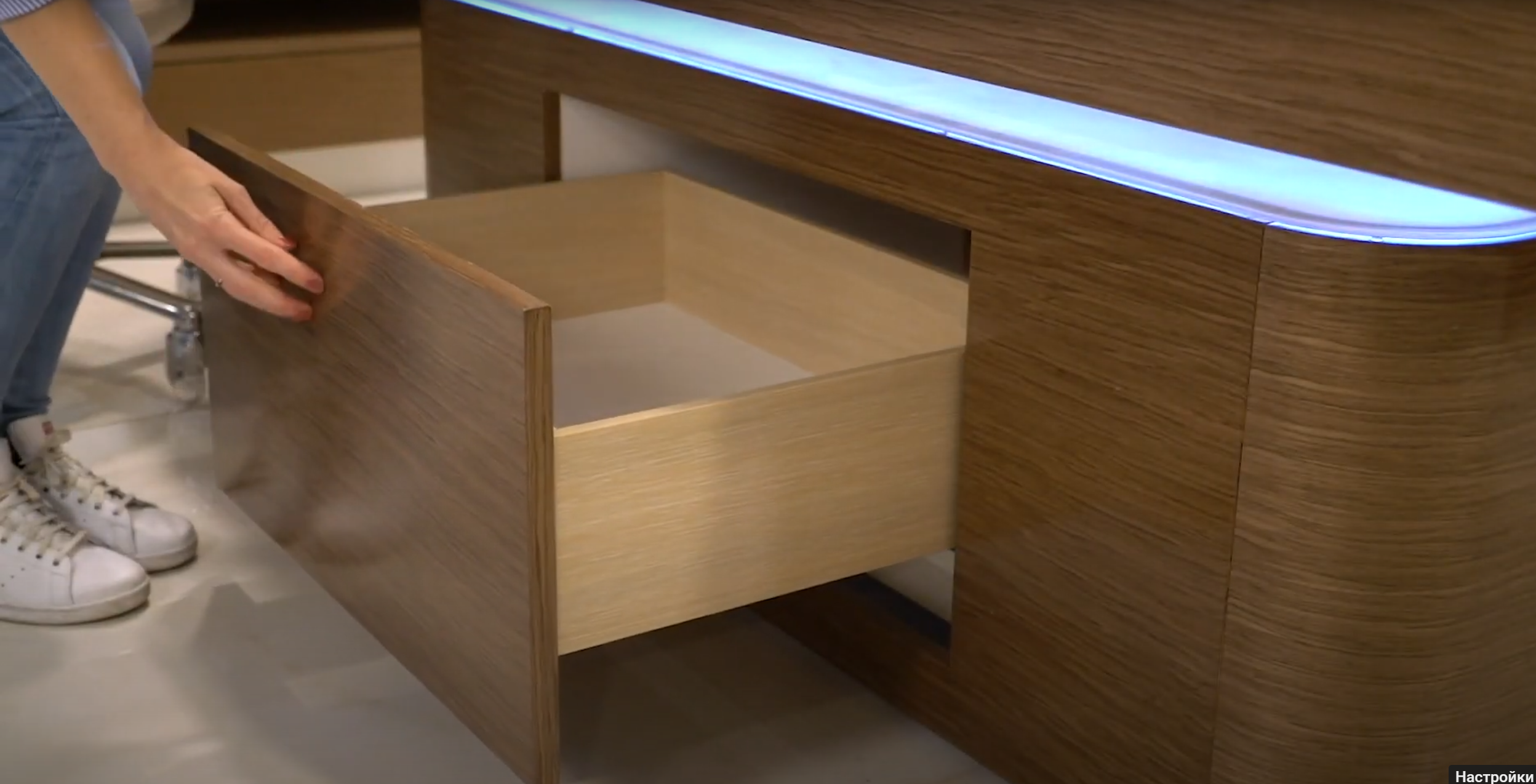 Массажный стол NINFEA WENGE — фото и характеристики Maletti