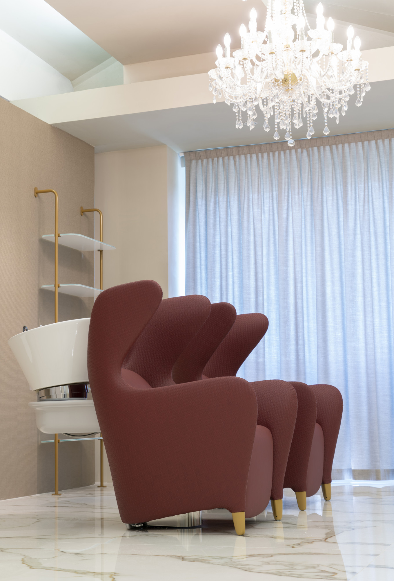 Витрина EXPO SARAH WHITE — фото и характеристики Maletti