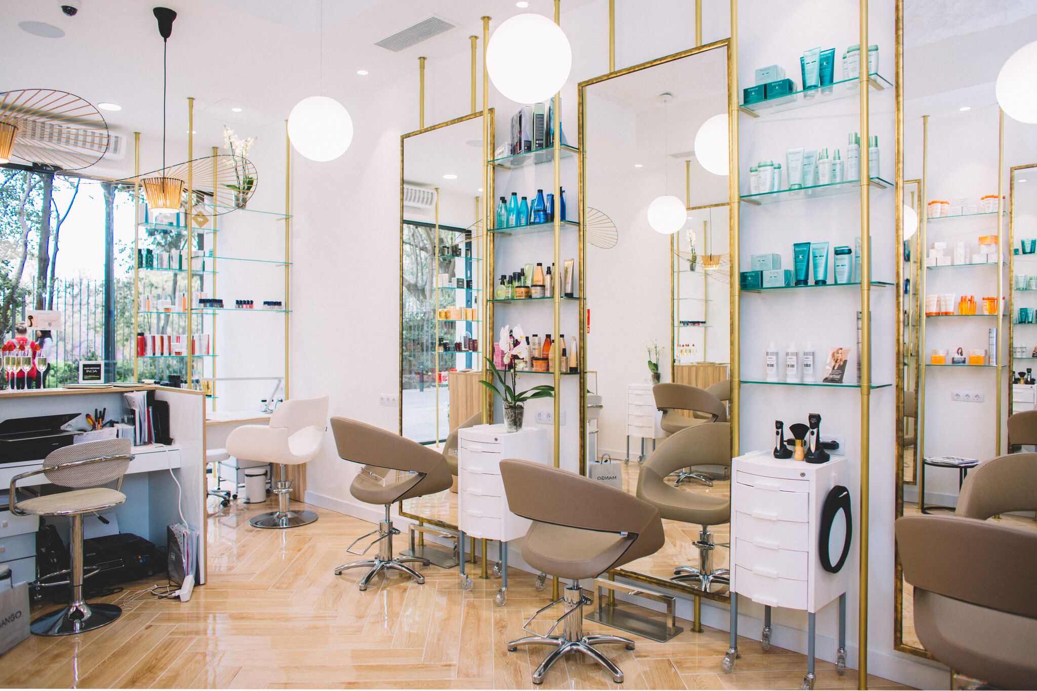Парикмахерское кресло CARUSO COLOR STAR — фото и характеристики Maletti