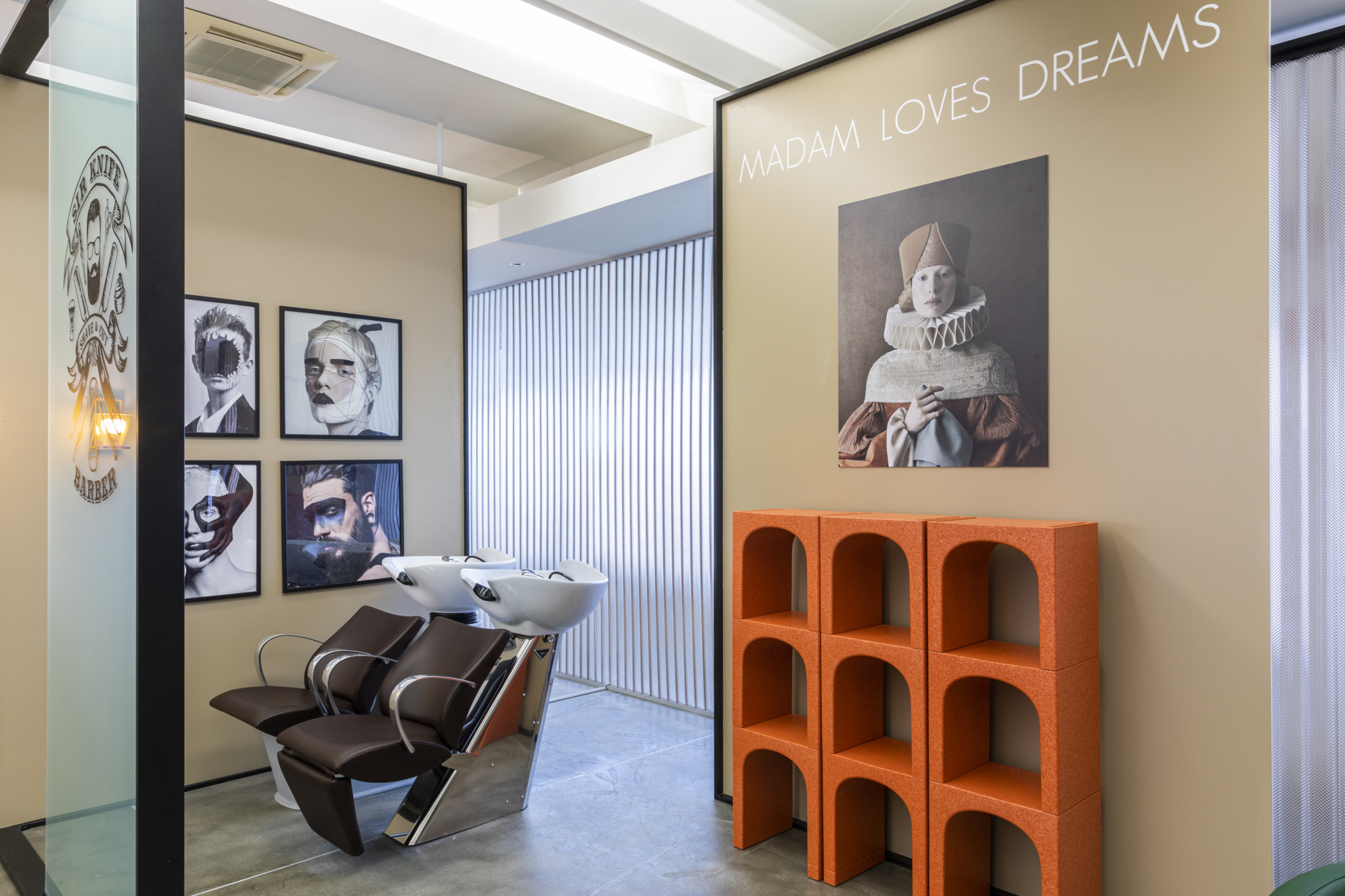 Парикмахерская мебель Maletti коллекция MADAM