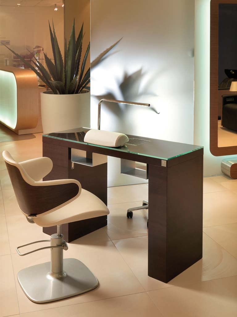Маникюрный стол SMART NAILS — фото и характеристики Maletti