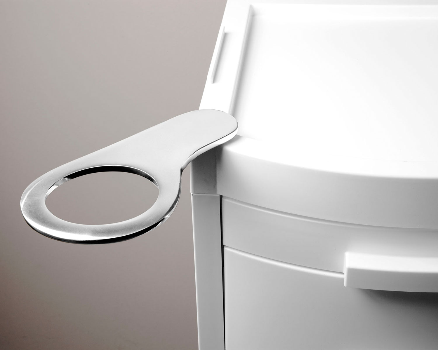 Тележка MANHATTAN KEY PORTAPHON SPEEDY White — фото и характеристики Maletti