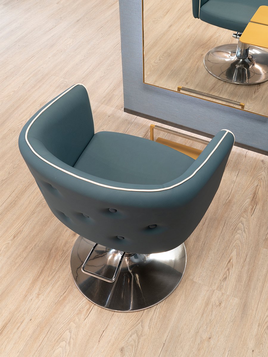 Парикмахерское кресло AMELIE — фото и характеристики Maletti