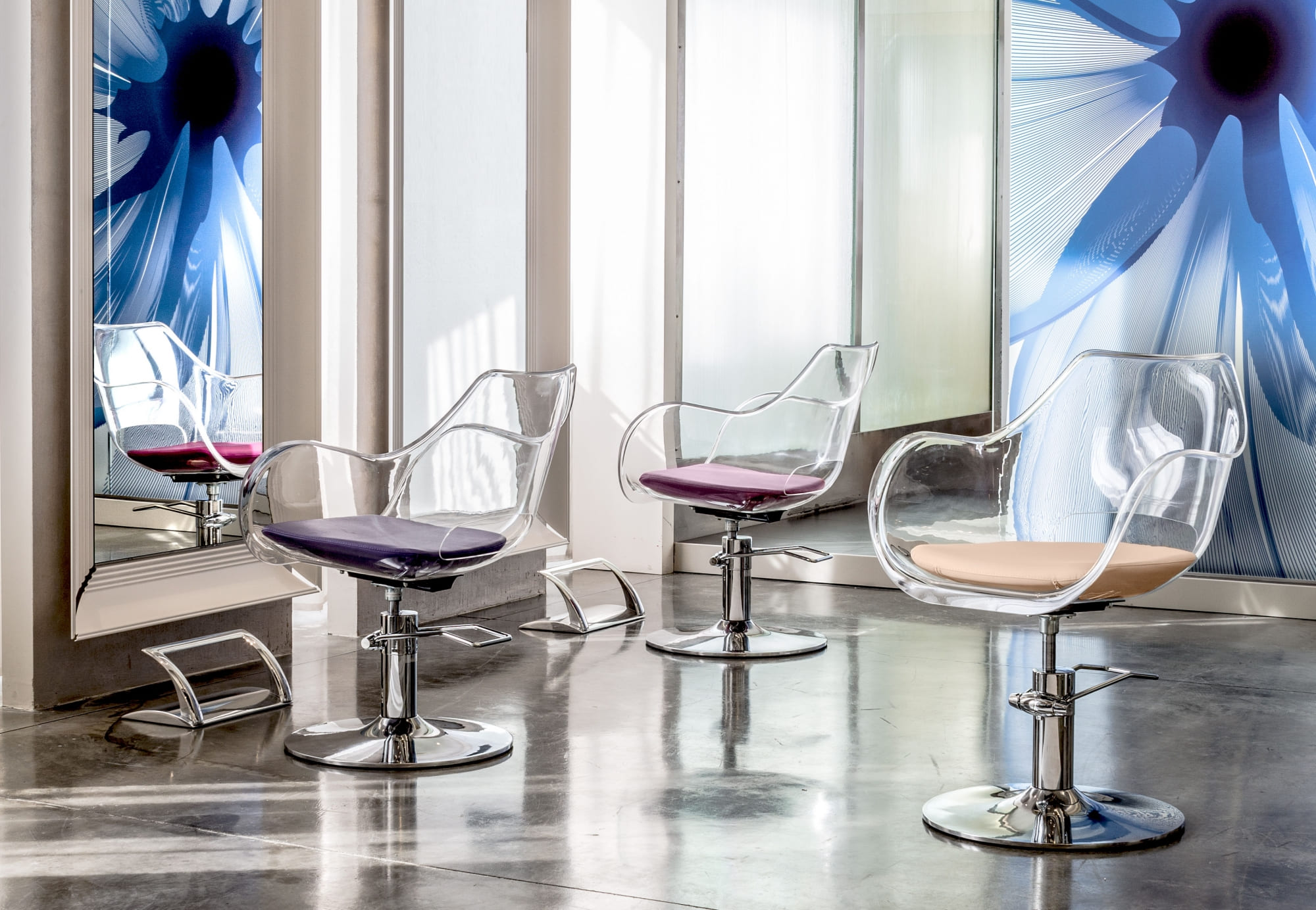Парикмахерское кресло PLEXI LUNA BLOCK — фото и характеристики Maletti