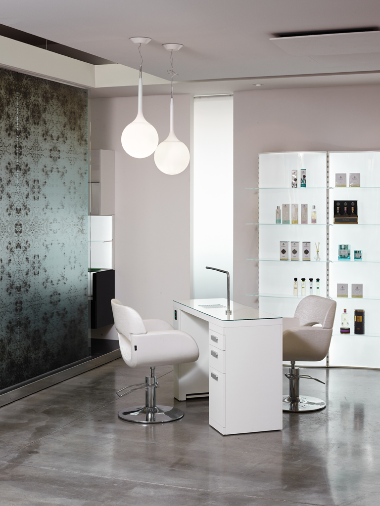 Маникюрный стол SMART NAILS — фото и характеристики Maletti