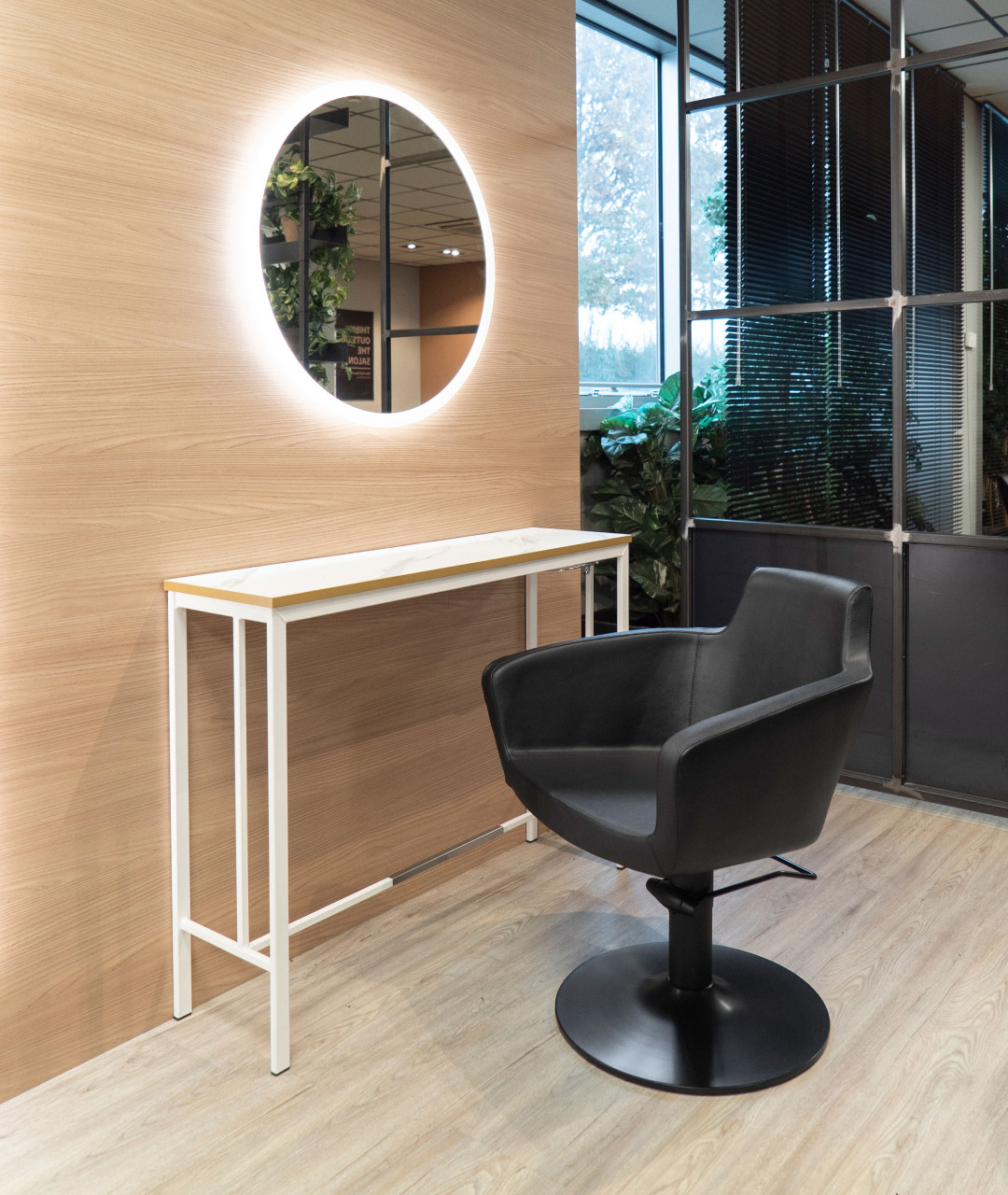 Парикмахерское кресло ALBA TONDA — фото и характеристики Maletti