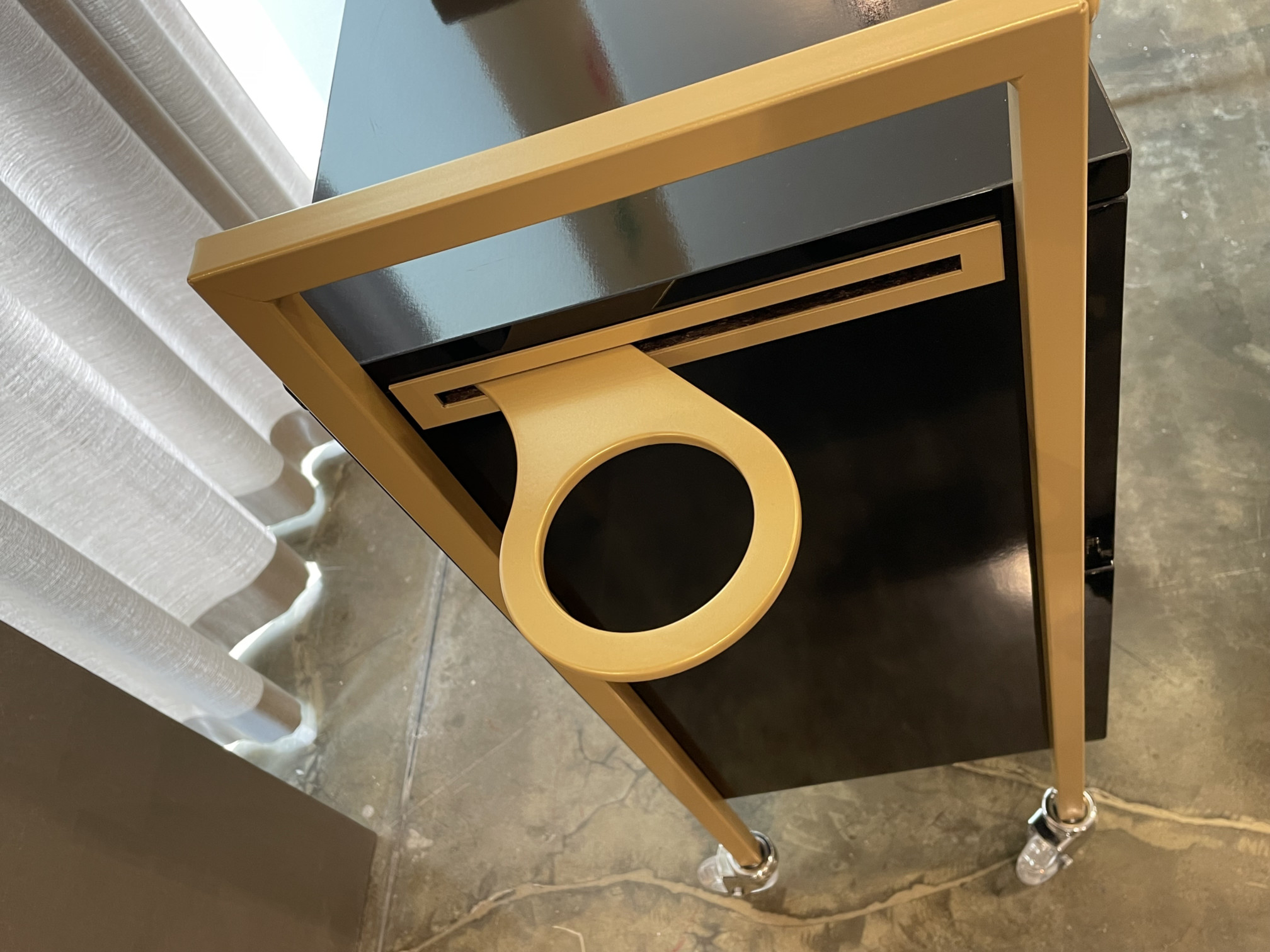 Тележка MONTENAPOLEONE PLUS — фото и характеристики Maletti