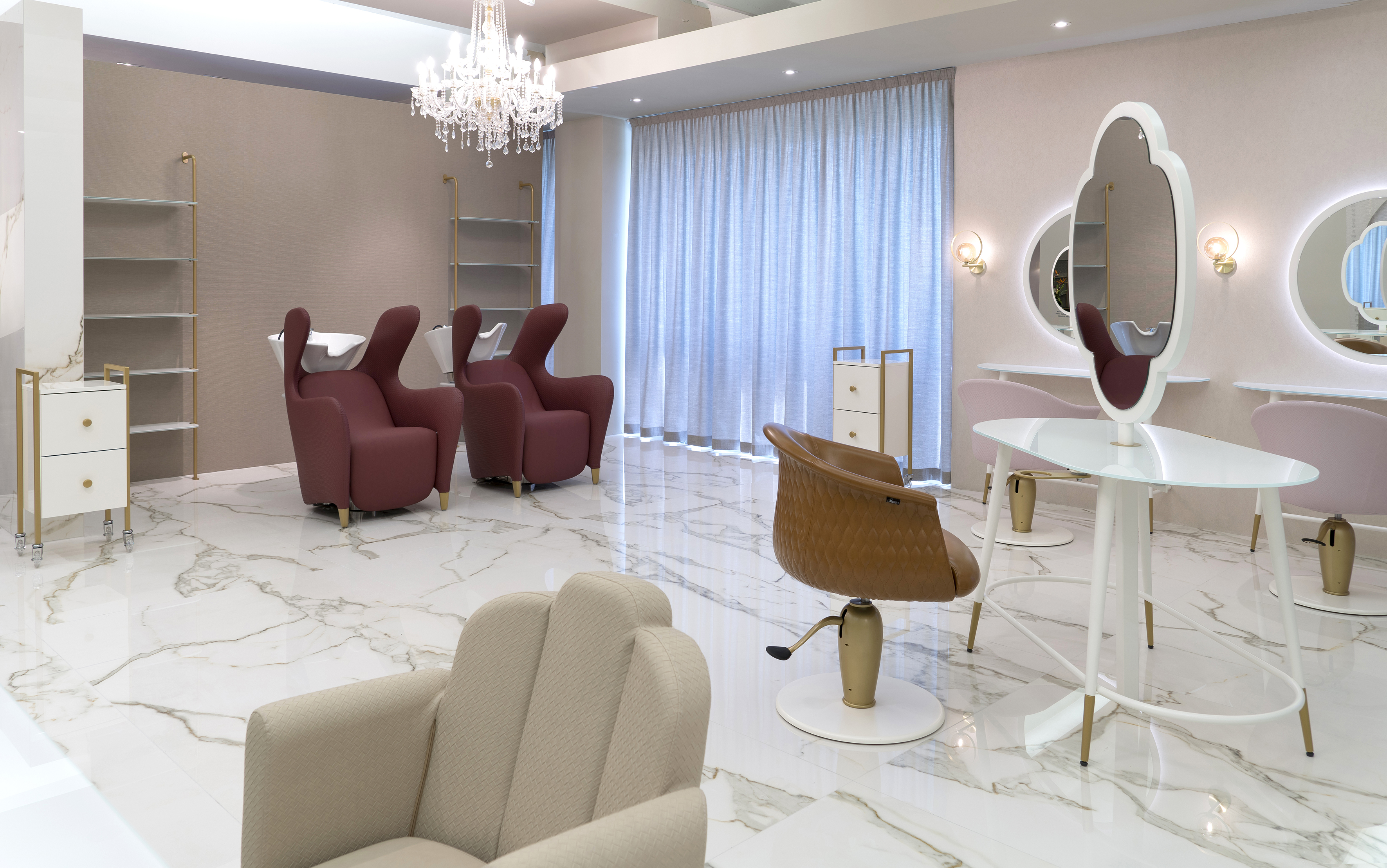 Технический стол CENTRAL CONSOLE — фото и характеристики Maletti