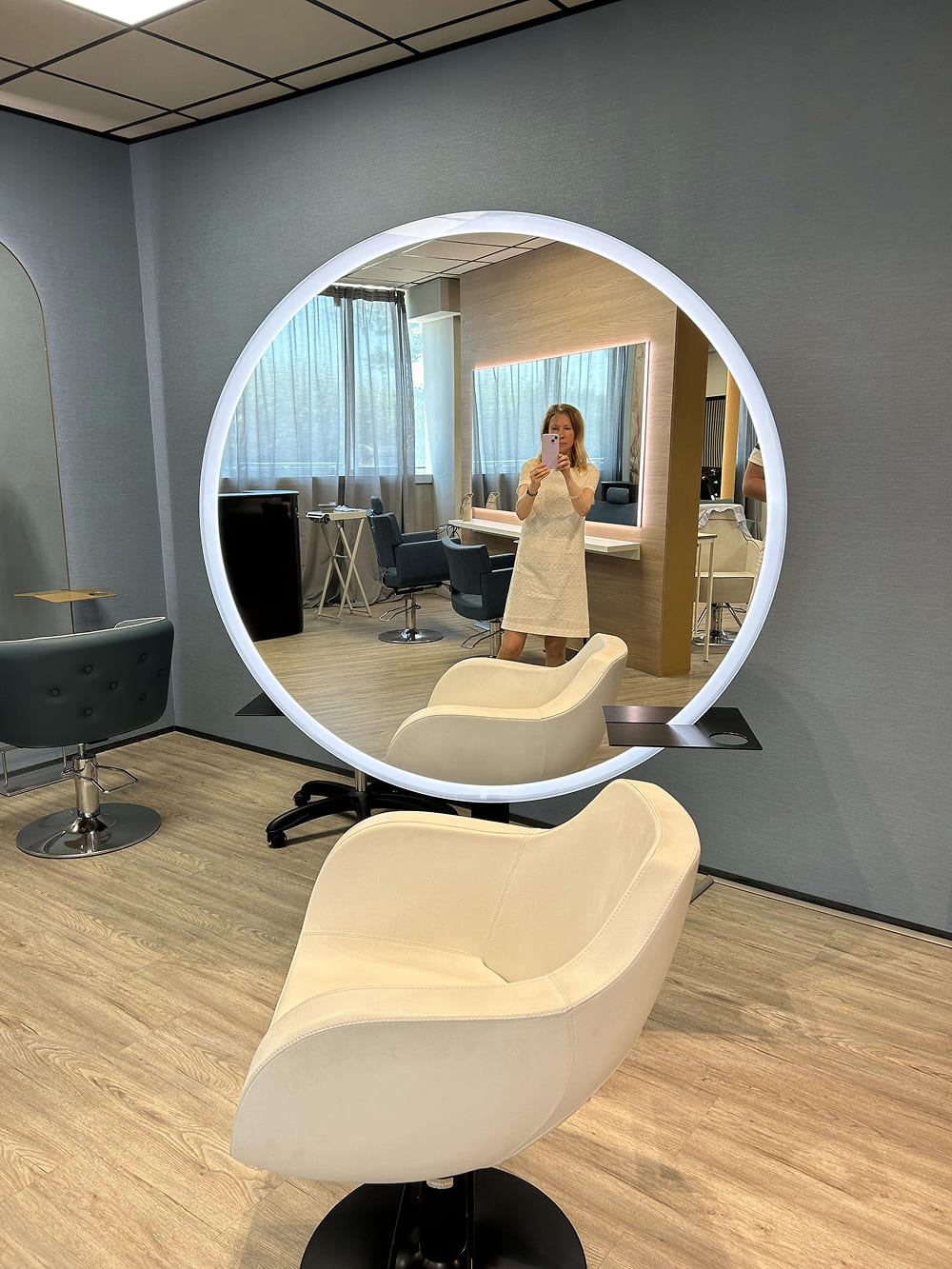 Парикмахерское кресло ARTEMISIA — фото и характеристики Maletti