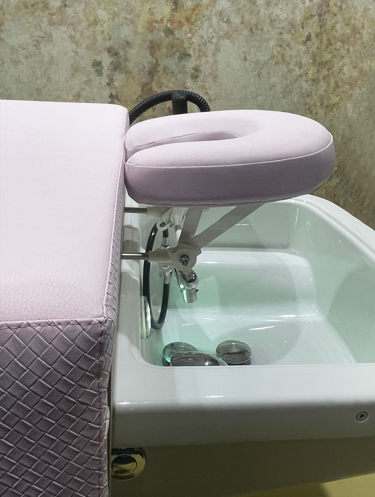 Подголовник с отверстием для лица CRADDLE — фото и характеристики Maletti