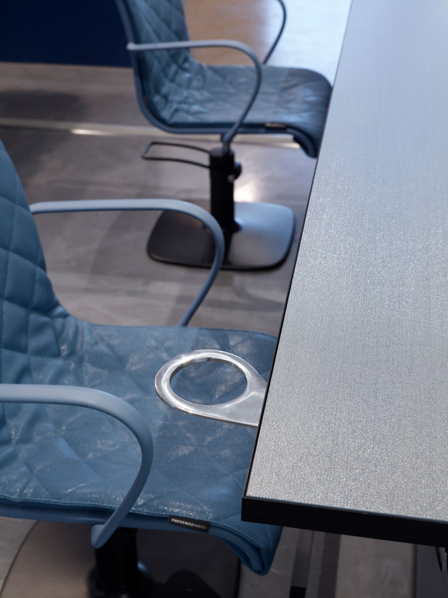 Зеркало с консолью MINIMAL QUADRA CONSOLE — фото и характеристики Maletti