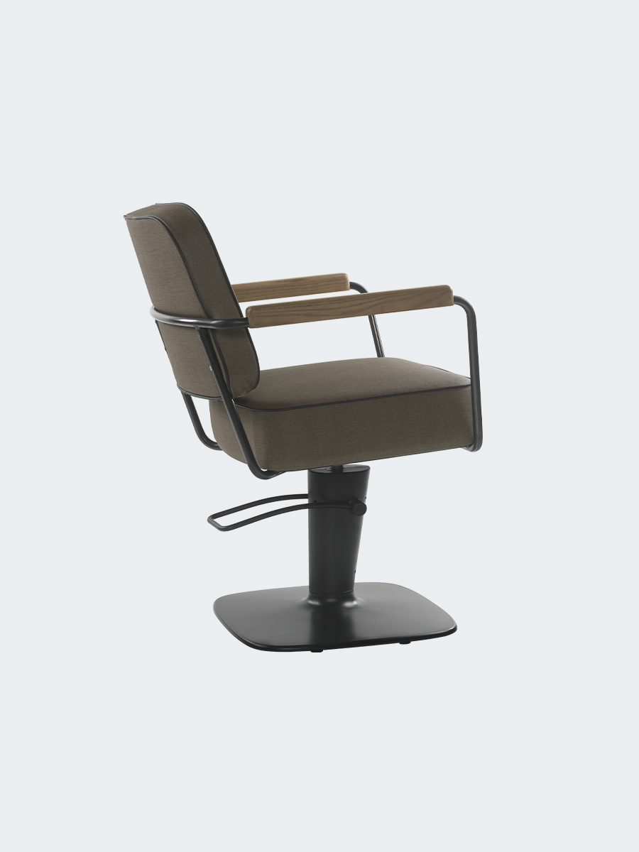 Парикмахерское кресло LIBERTY — фото и характеристики Maletti