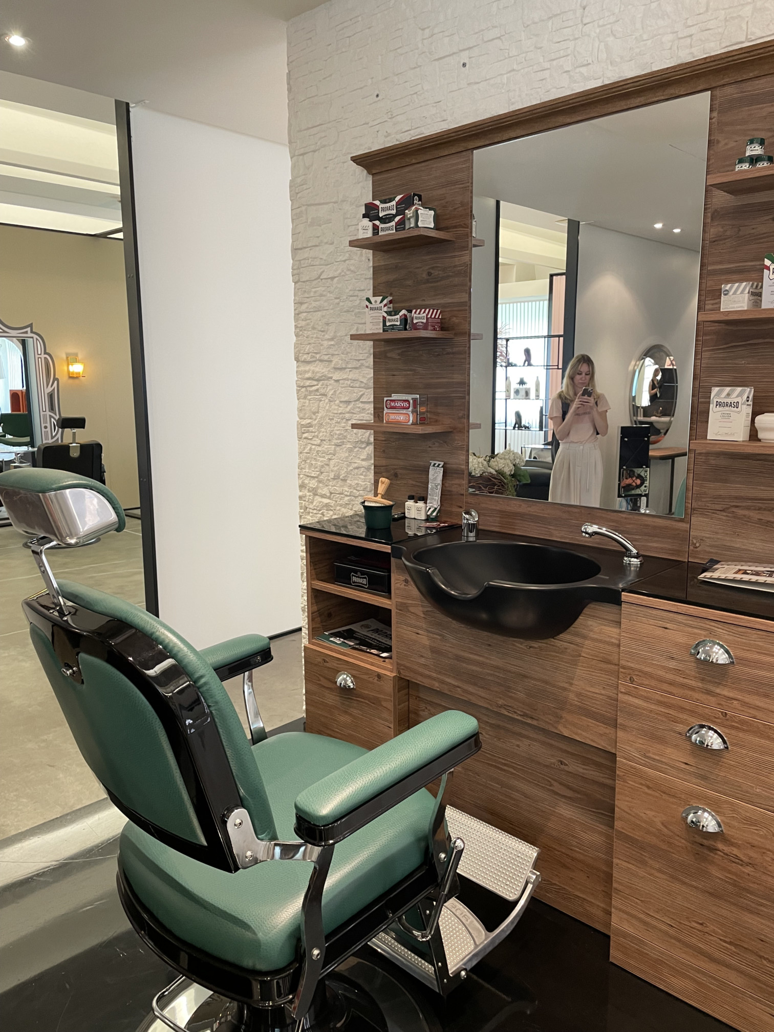 BARBER STATION FIX BLACK — фото и характеристики Maletti