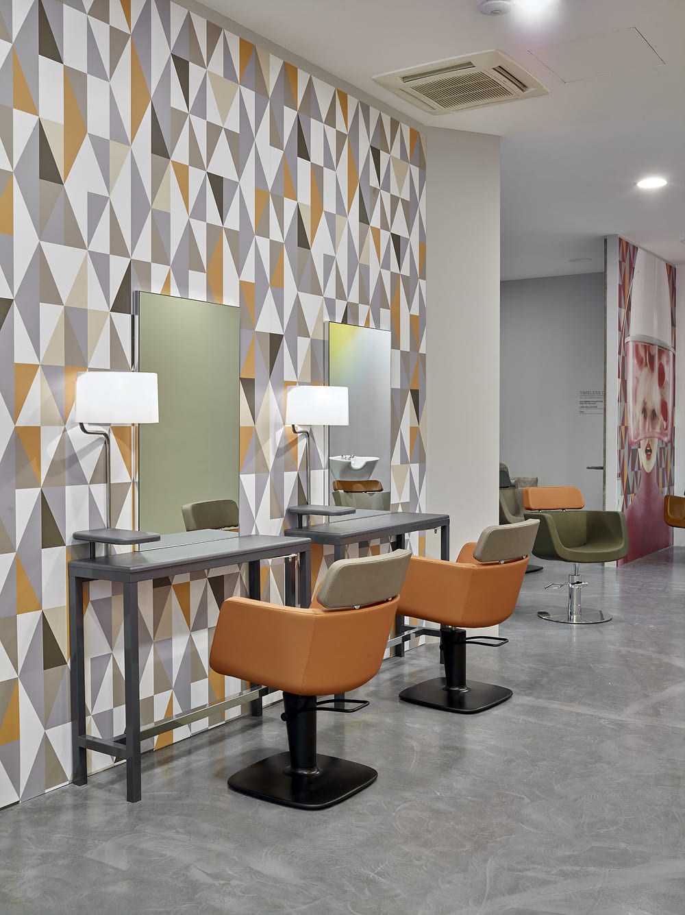 Парикмахерское кресло ECO FUN Bi-Color — фото и характеристики Maletti