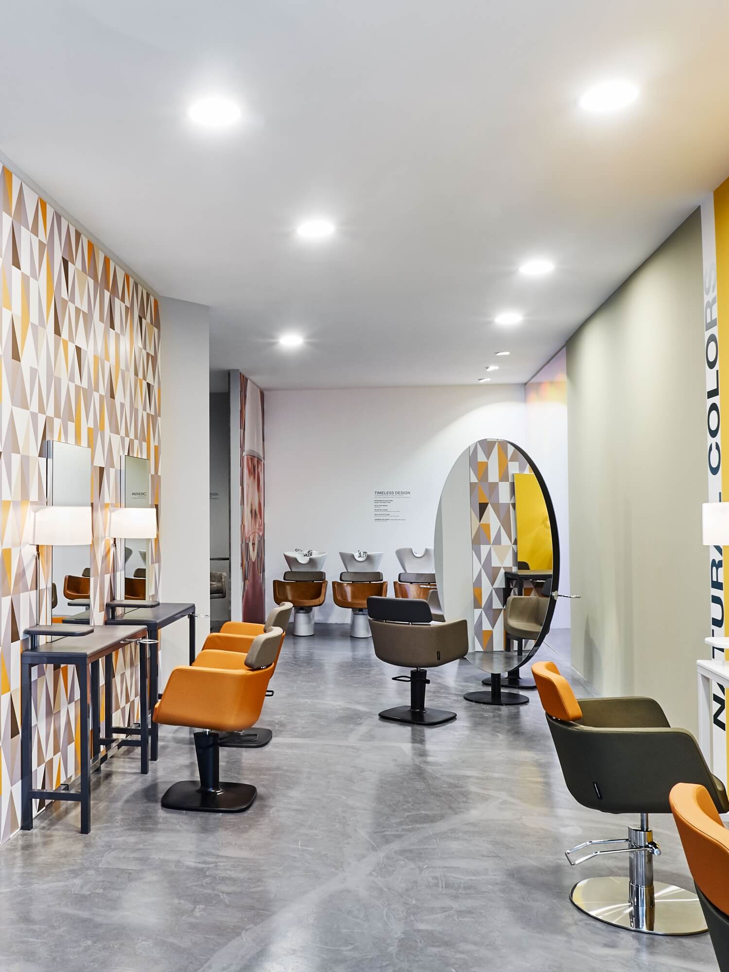 Парикмахерское кресло ECO FUN Bi-Color — фото и характеристики Maletti