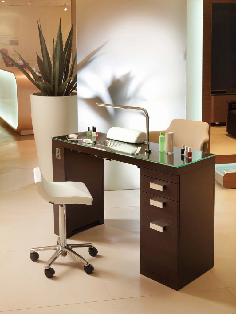 Маникюрный стол SMART NAILS — фото и характеристики Maletti