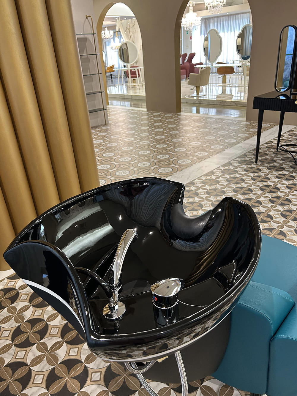 Парикмахерская мойка SARAH — фото и характеристики Maletti