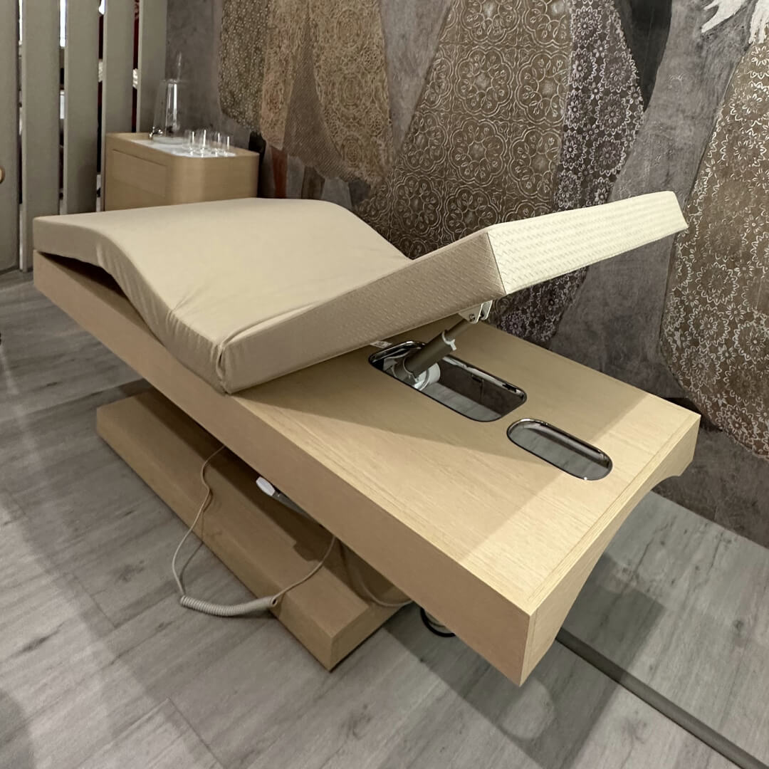 Кушетка косметологическая ABUDHABI COLOR — фото и характеристики Maletti