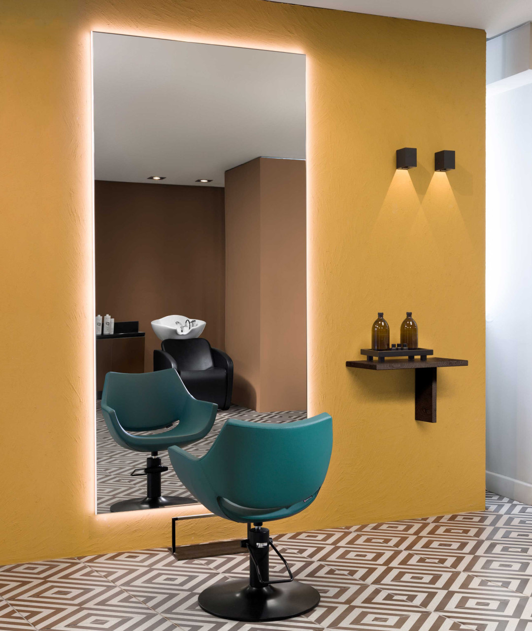 Парикмахерское кресло JOY 11°color — фото и характеристики Maletti