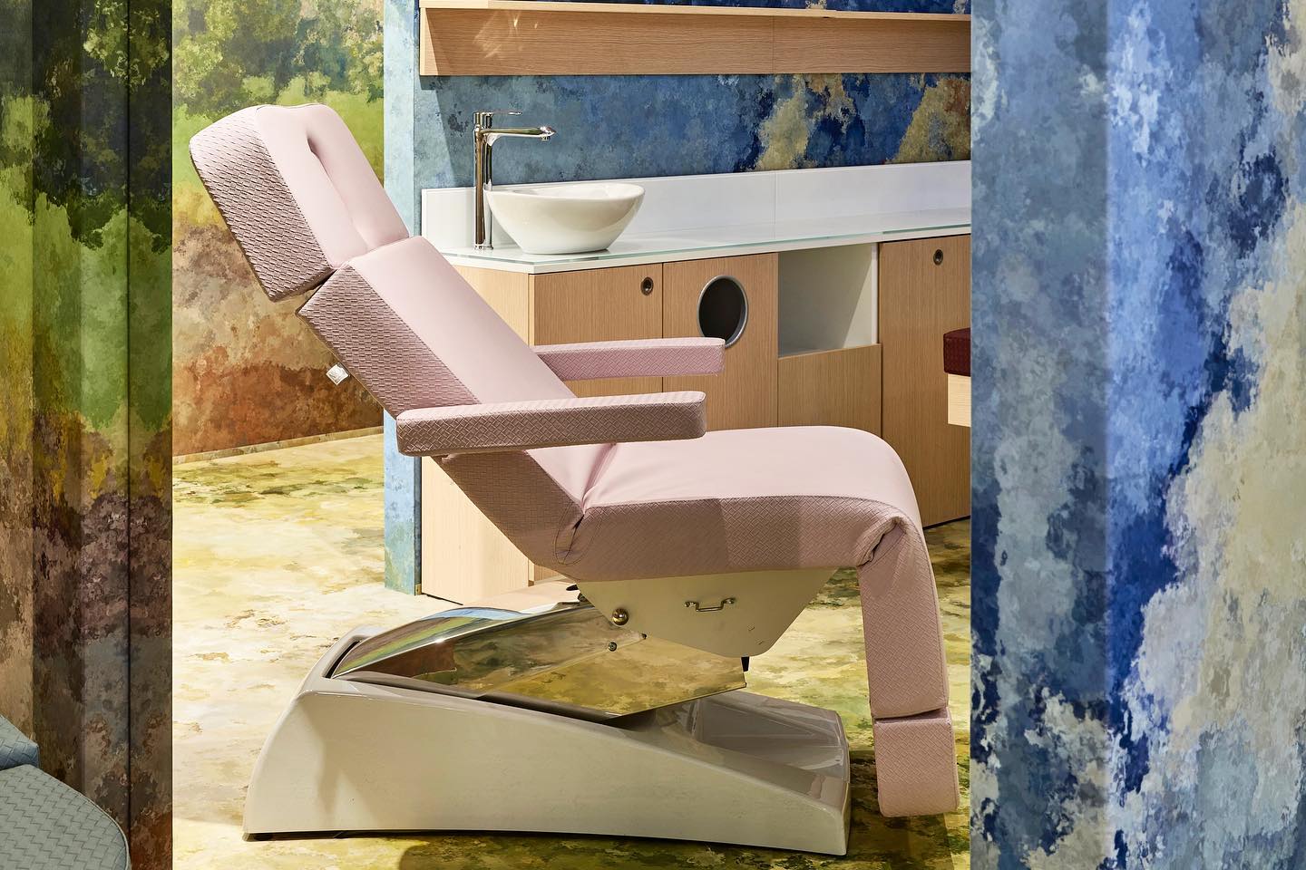Косметологическое кресло ALABAMA — фото и характеристики Maletti