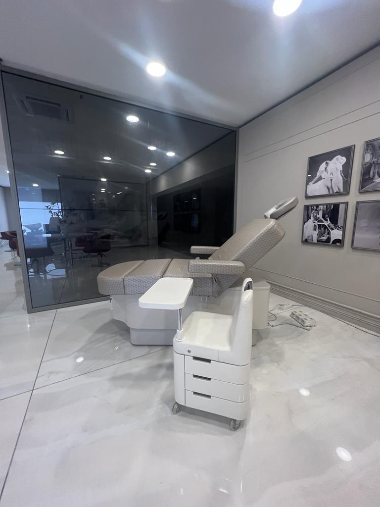 Маникюрный стол BABY — фото и характеристики Maletti