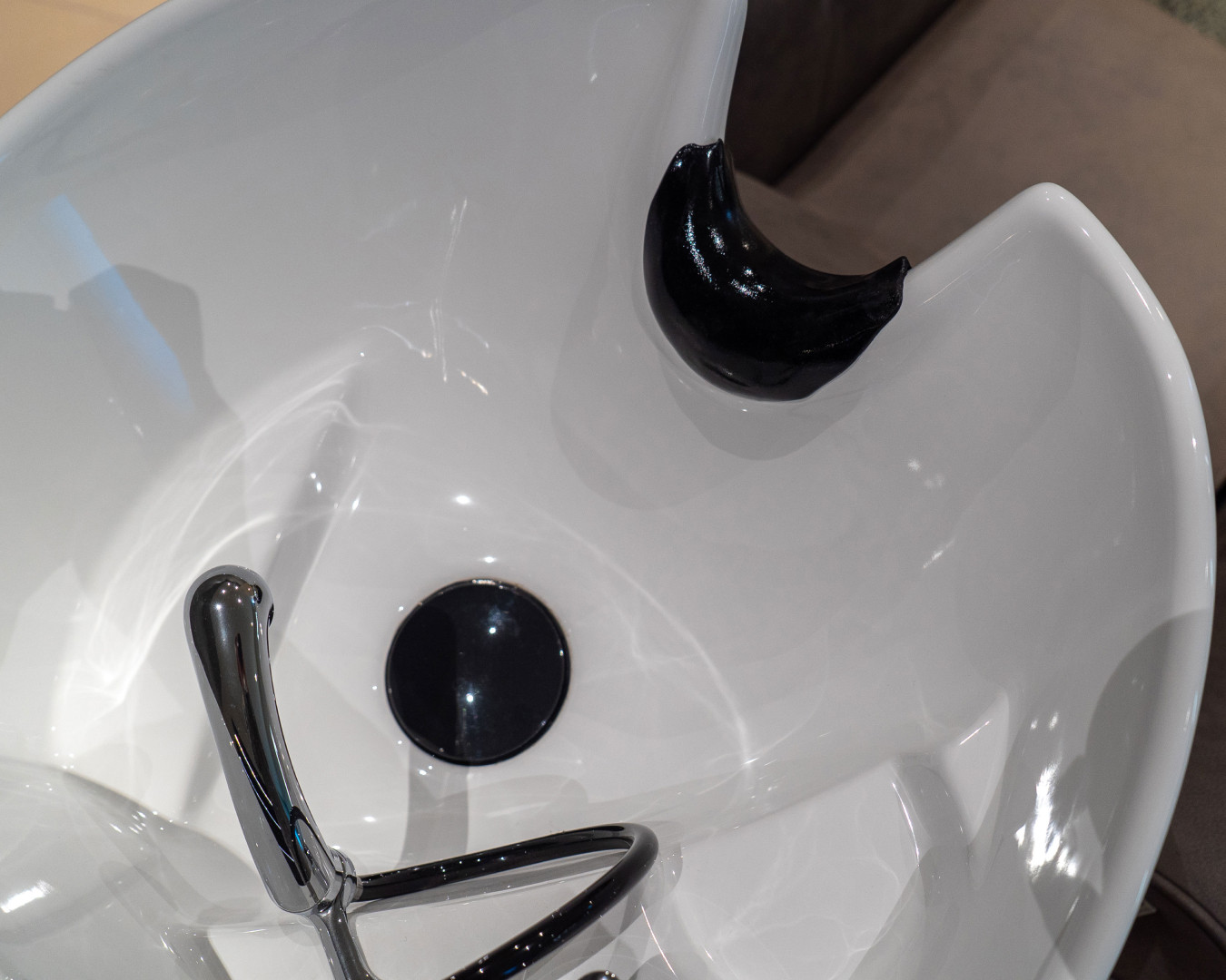 Подголовник Rubber Neckrest — фото и характеристики Maletti