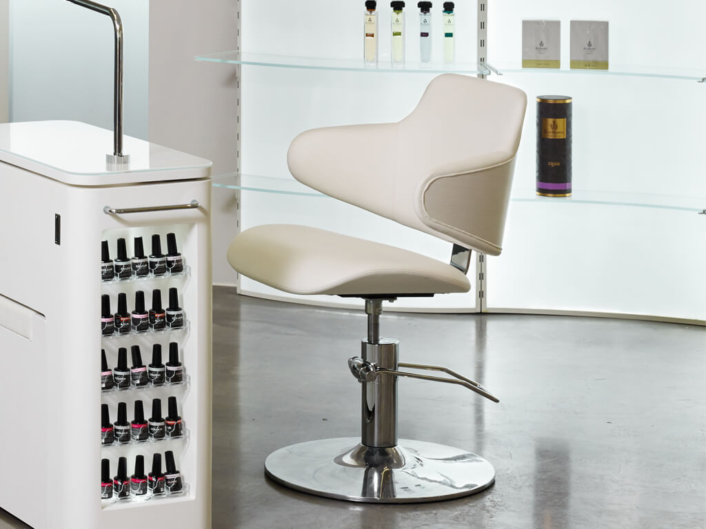 Парикмахерское кресло GREEN HUG WHITE SQUARE — фото и характеристики Maletti