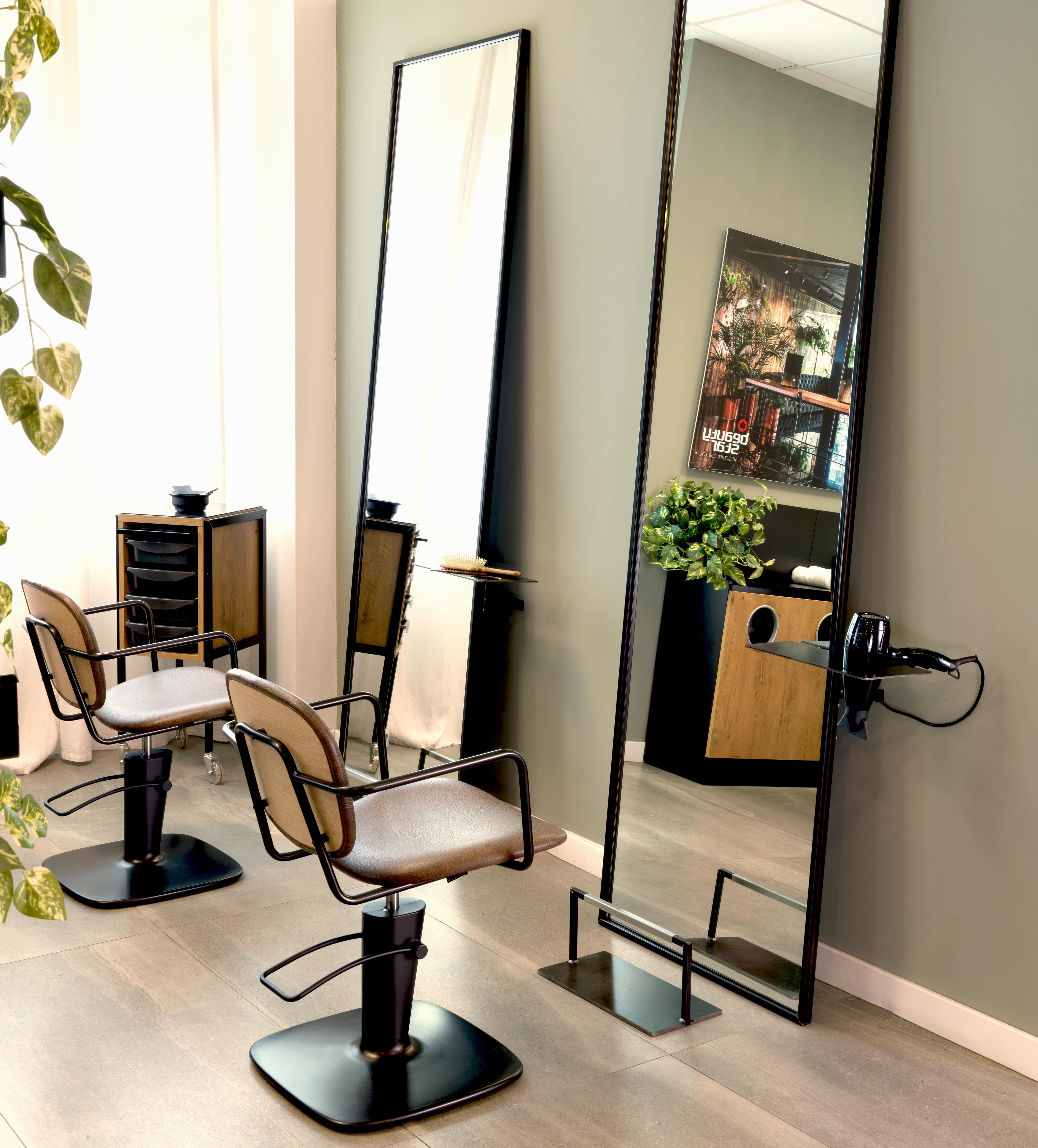 Подставка для ног GARMET NERO — фото и характеристики Maletti