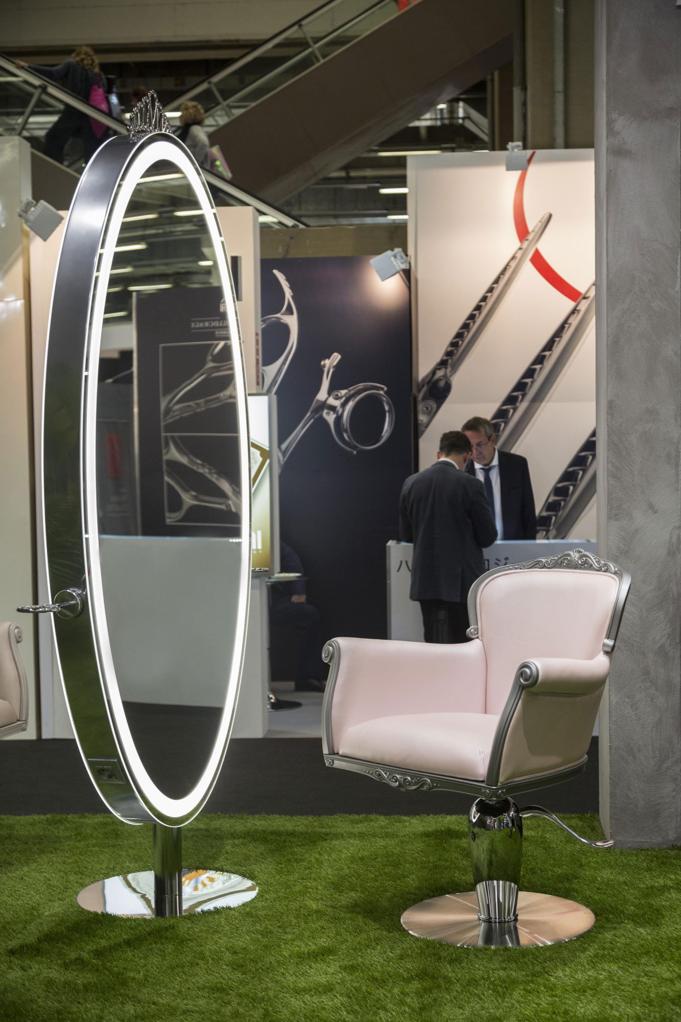 Парикмахерское кресло LA PIU BELLA SILVER — фото и характеристики Maletti