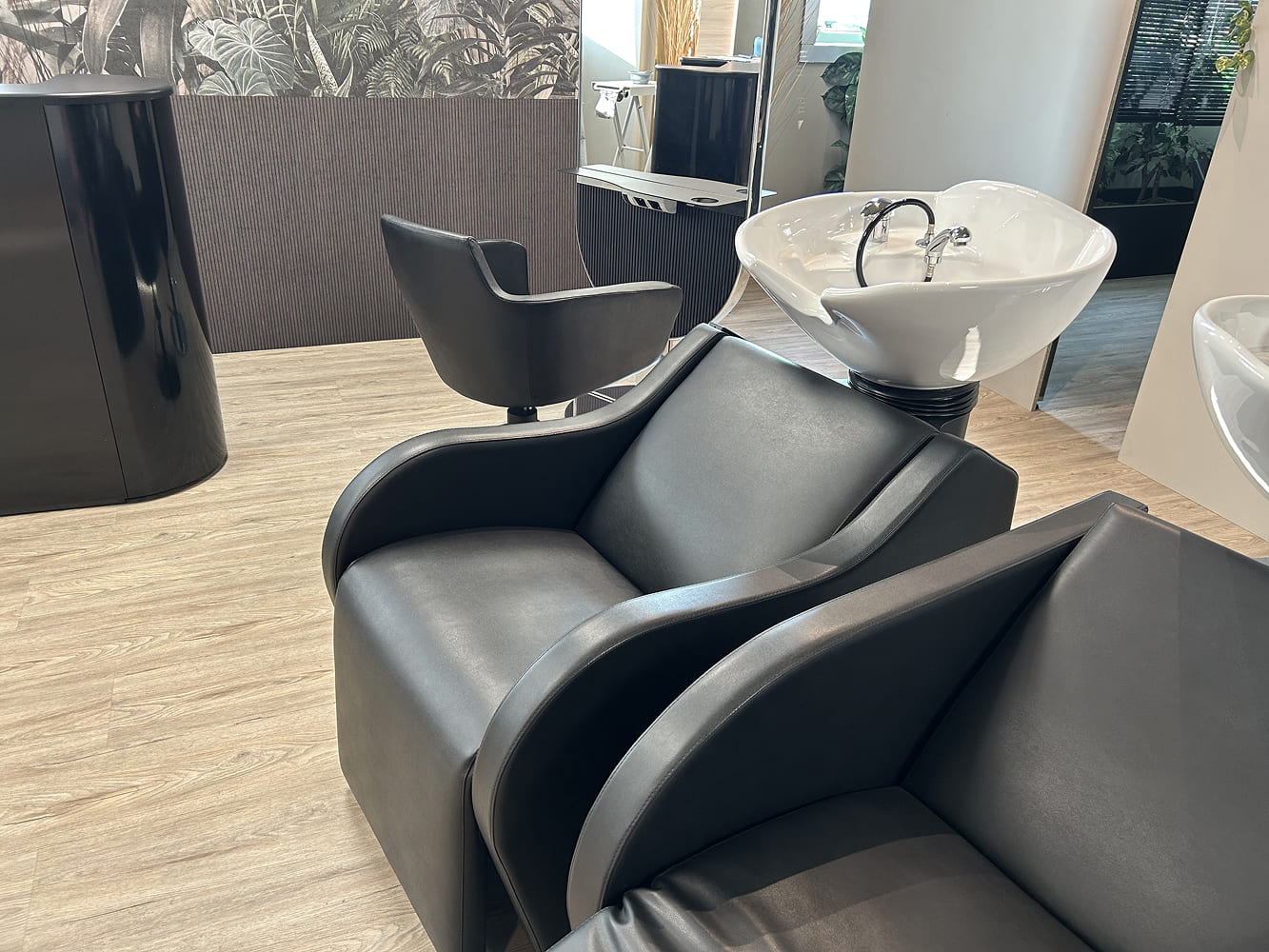 Парикмахерская мойка ARTEMISIA 65 DOGE Black — фото и характеристики Maletti