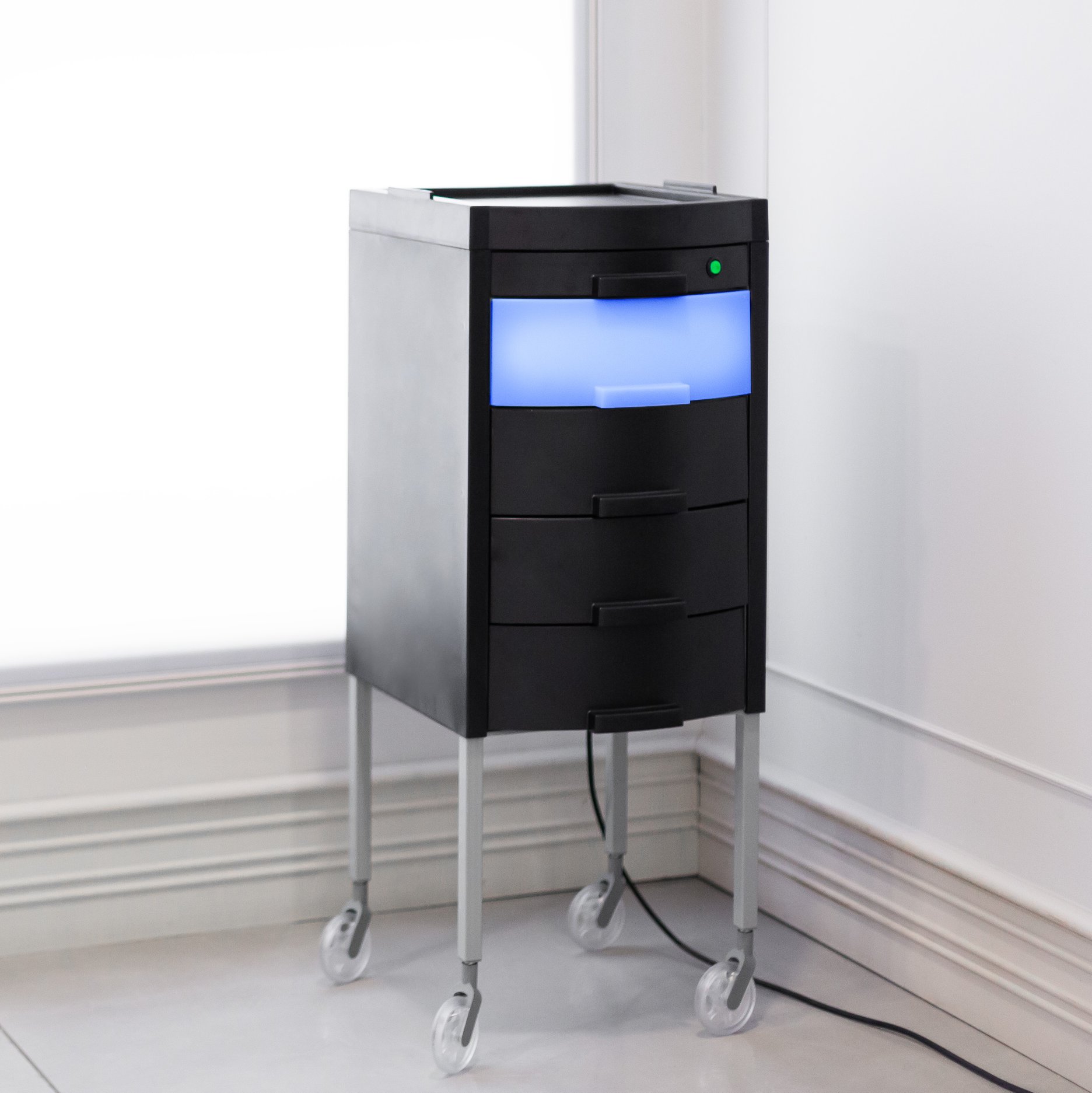 Тележка MANHATTAN UV-C — фото и характеристики Maletti