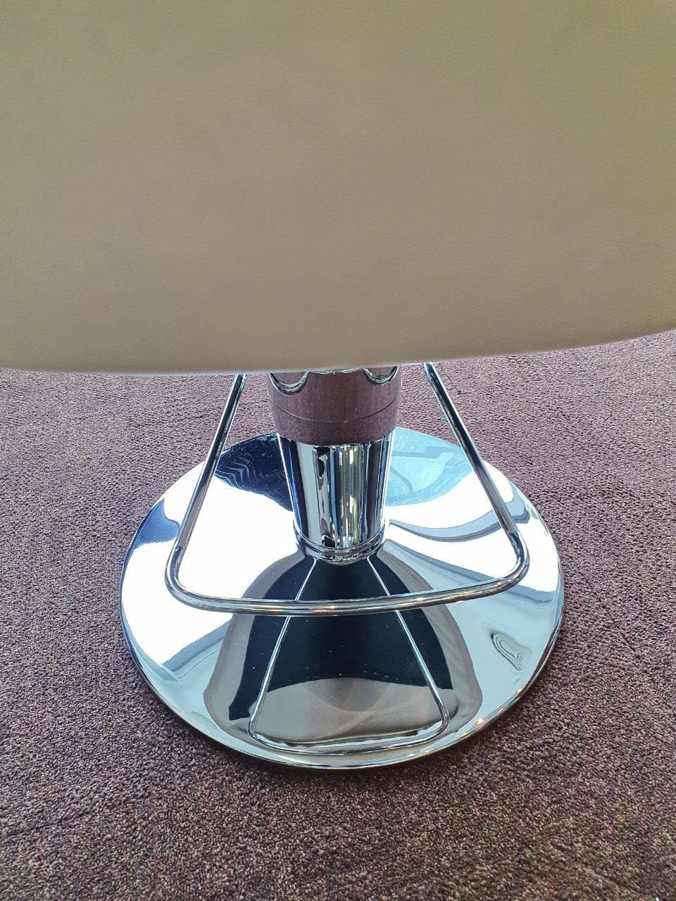 Парикмахерское кресло TWIGGY MARE — фото и характеристики Maletti