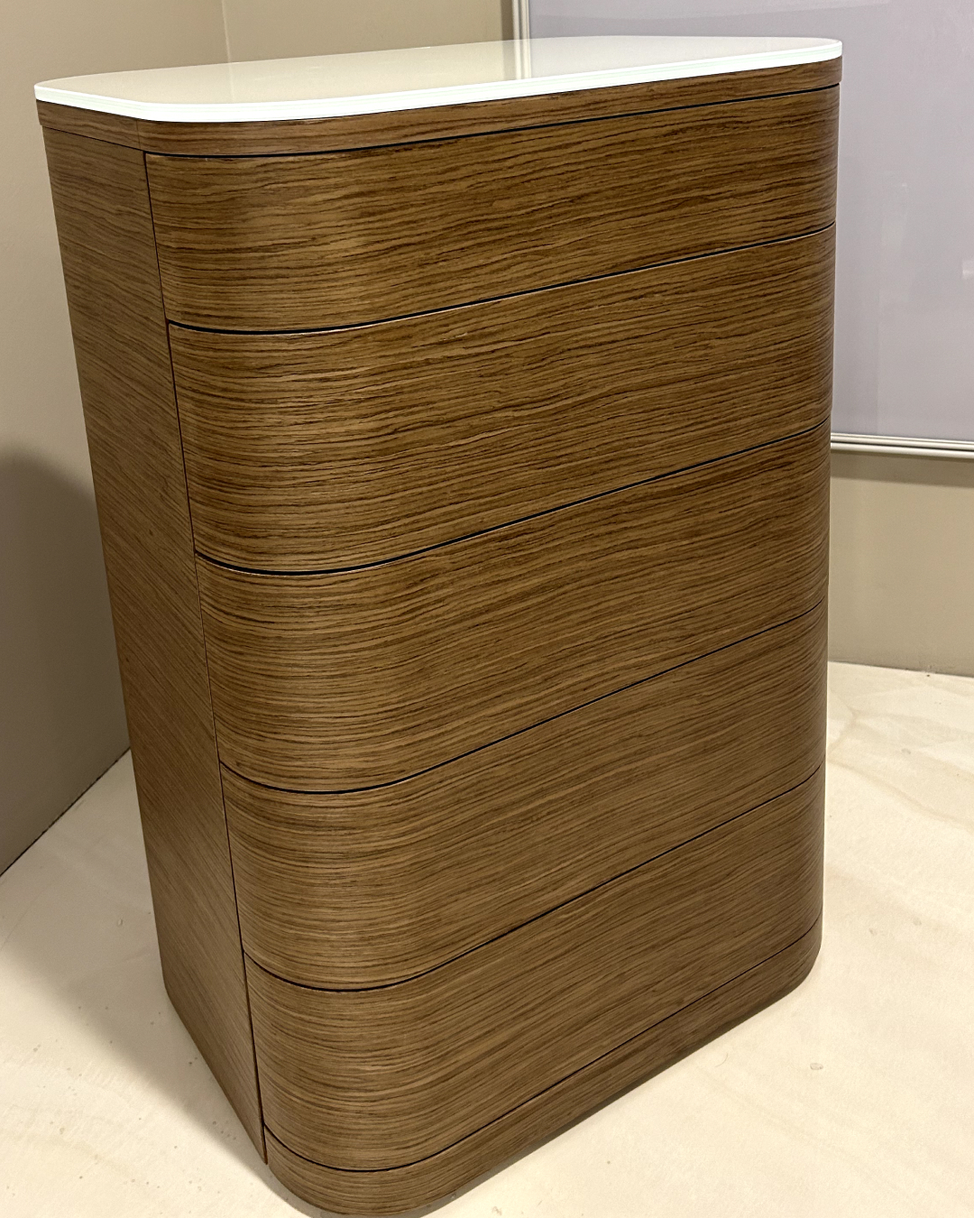 Тележка косметологическая EDERA — фото и характеристики Maletti