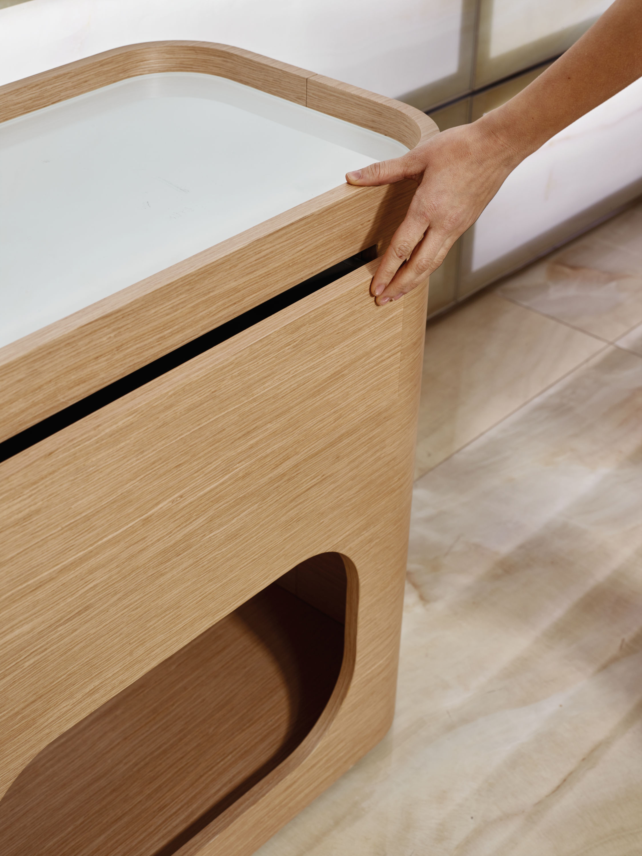 Тележка косметологическая DRIADE — фото и характеристики Maletti