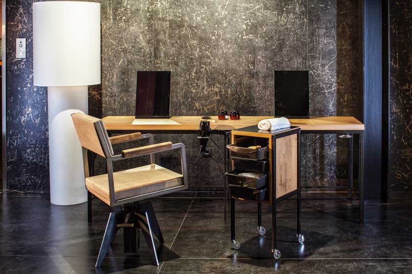 Зеркало настольное MANHATTAN — фото и характеристики Maletti
