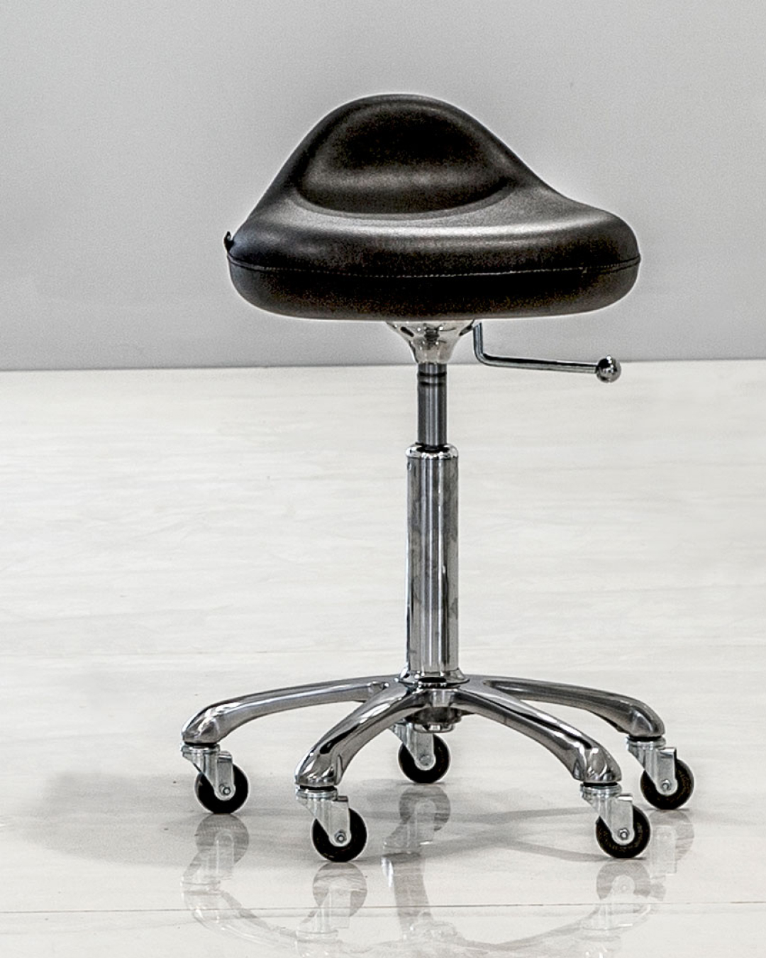 Стул мастера AFTER TOMORROW Black + Speedy — фото и характеристики Maletti