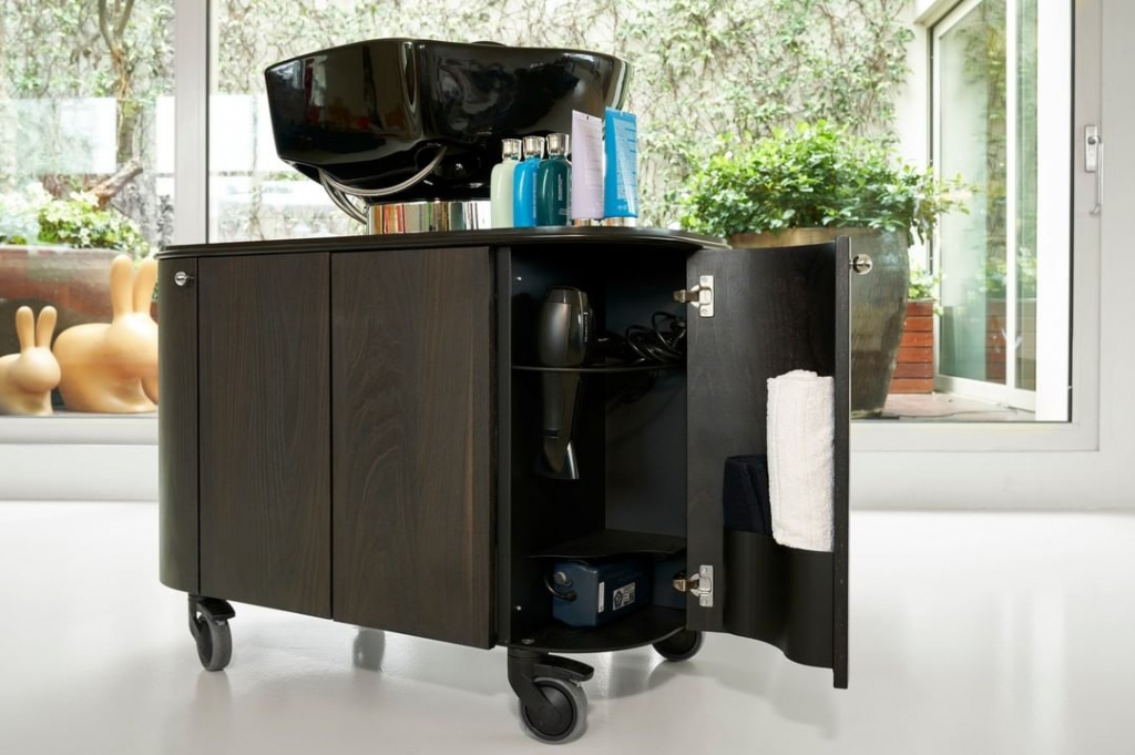 Парикмахерская мойка на колесах HUB Maletti Парикмахерская мойка на колесах HUB Maletti
